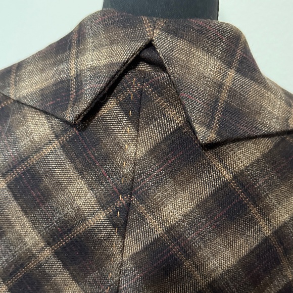 BCBGMaxAzria Tan and Brown Blazer - Picture 3 of 7